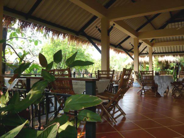 Ingnatee Resort Pathum Thani Bagian luar foto