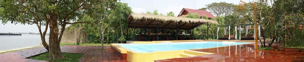 Ingnatee Resort Pathum Thani Bagian luar foto