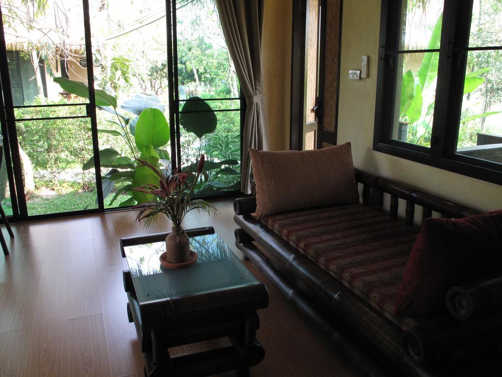 Ingnatee Resort Pathum Thani Ruang foto