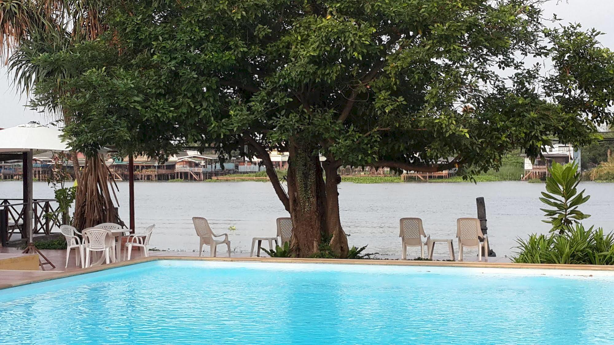 Ingnatee Resort Pathum Thani Bagian luar foto